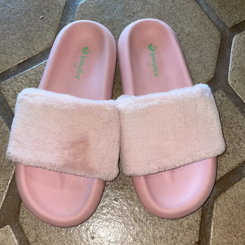 Honey Dew sandals